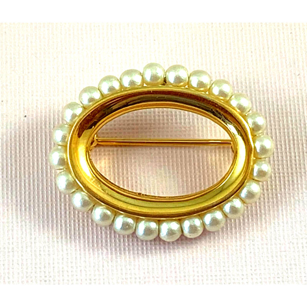 Napier Faux Pearl Pin / Brooch - Gold-Tone Open Oval - Sweet and Petite!